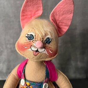 Annalee Easter Bunny 1997 Boy Rabbit 12” Egg Hunt Doll w Base